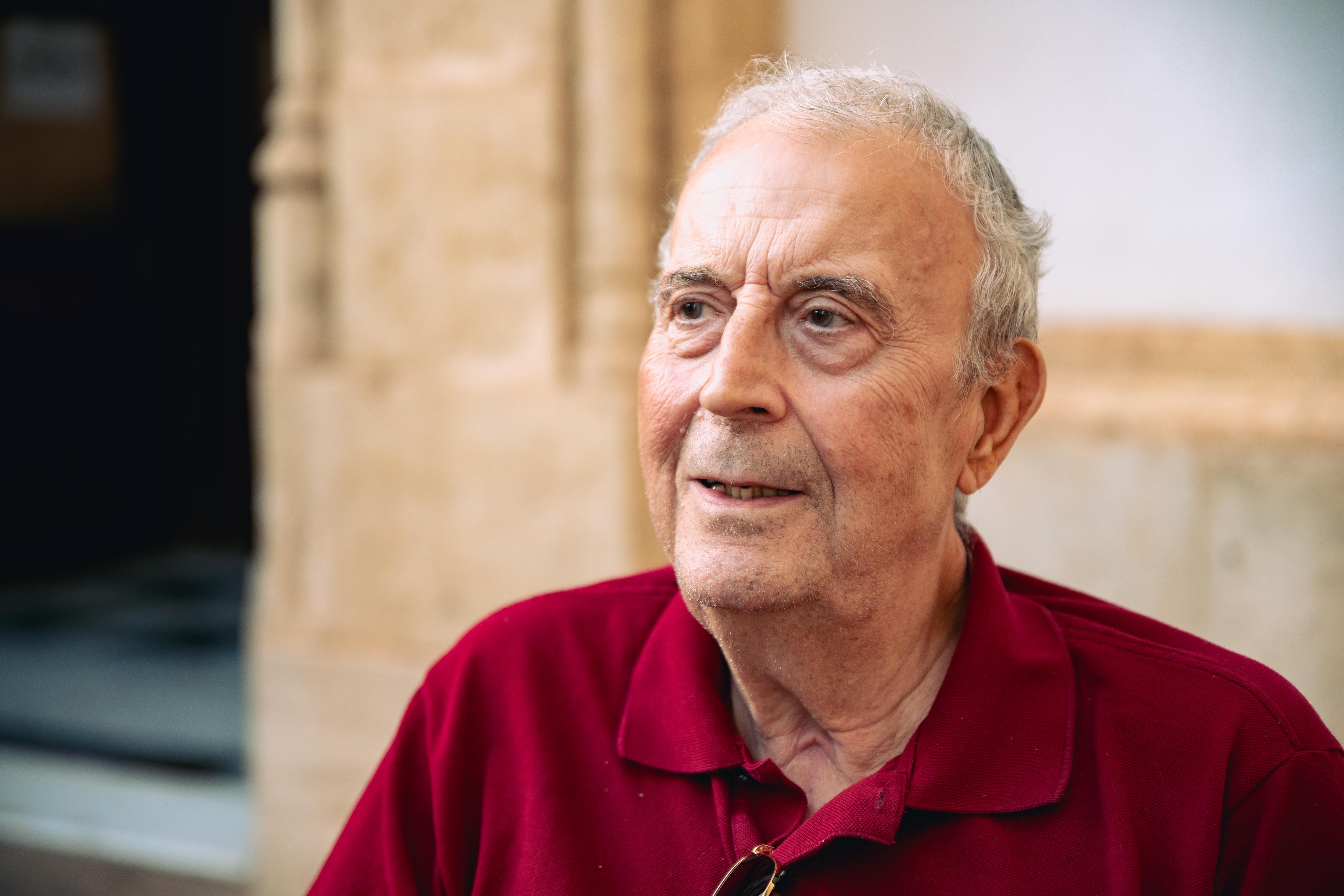 Guillermo Blanes lucha cada día por los suyos al pie del cañón.