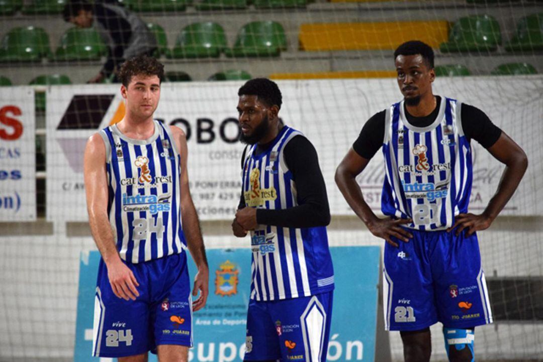 Los tres jugadores se encuentran ya en sus domicilios