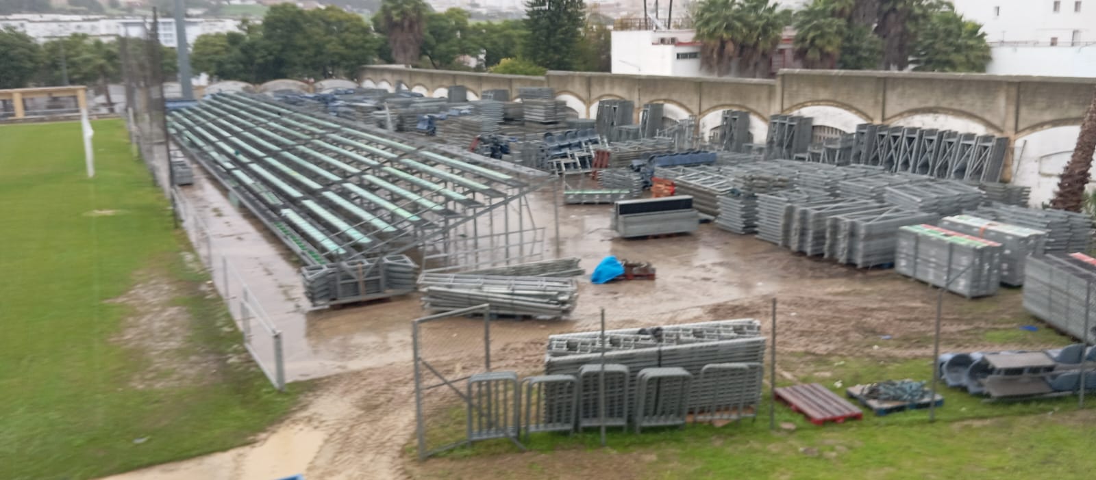 Gradas supletorias del Estadio Pedro Garrido