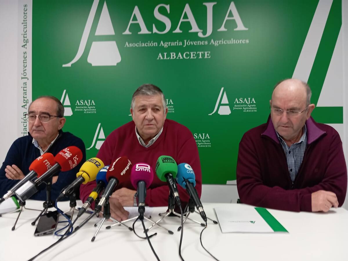 Tractorada en Albacete para el día de los enamorados
