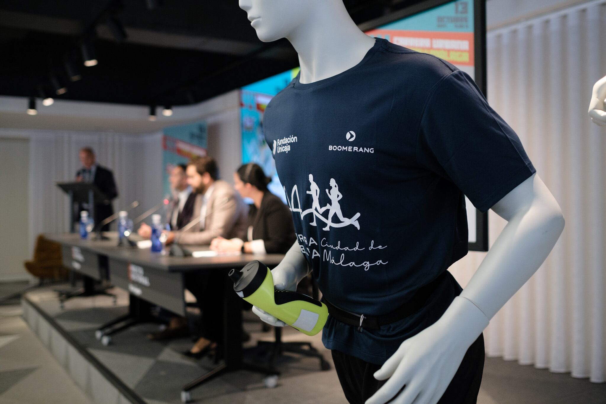 Camiseta conmemorativa de la 44 Carrera Urbana Ciudad de Málaga