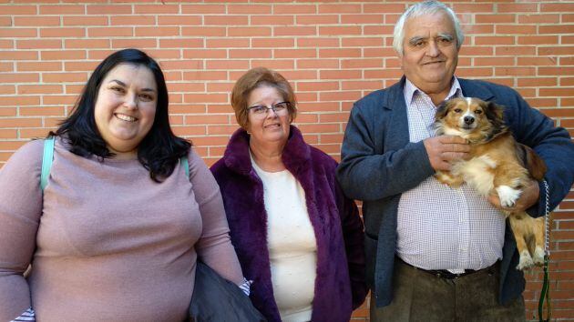 Mercedes y su familia hicieron una promesa a su abuelo de que encontrarían a su hermano y a su padre