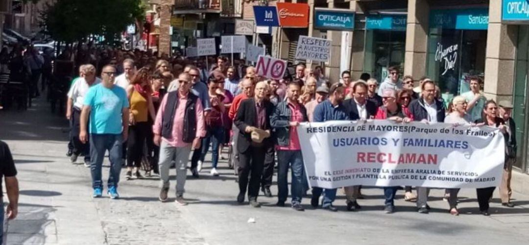 Familiares y usuarios ya se manifestaron por la situación de la residencia Los Frailes