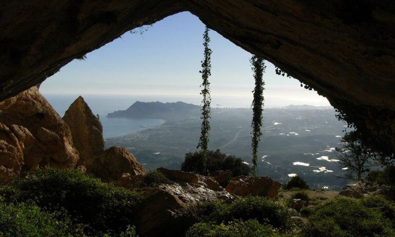 El Forat. Serra de Bèrnia