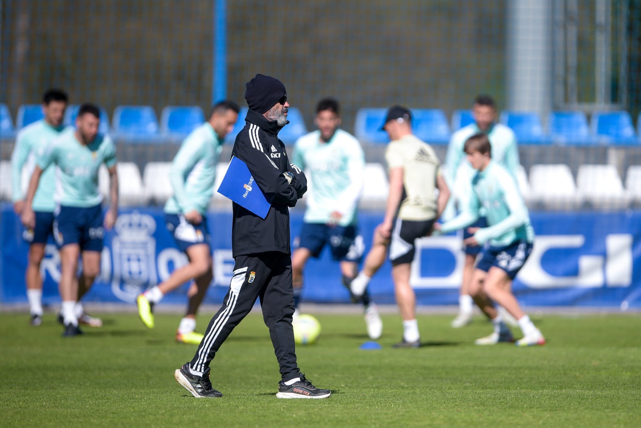 Álvaro Cervera durante un entrenamiento del Real Oviedo