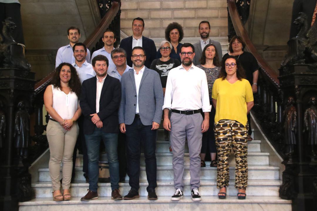 Los miembros de la Junto de Gobierno de Cort tras la sesión constitutiva.