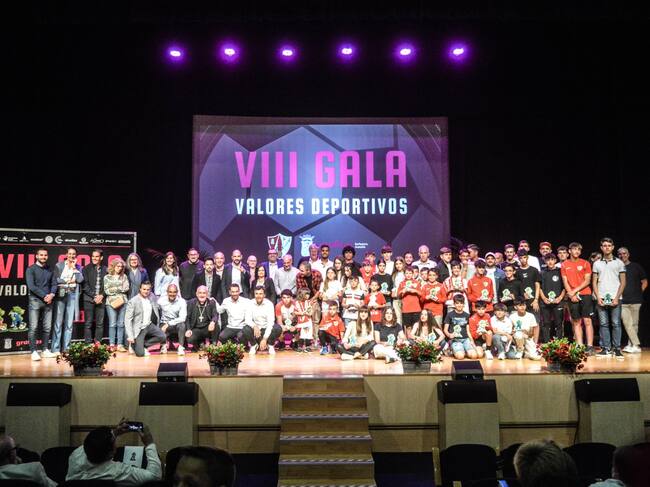 Foto de familia de los premiados el año pasado