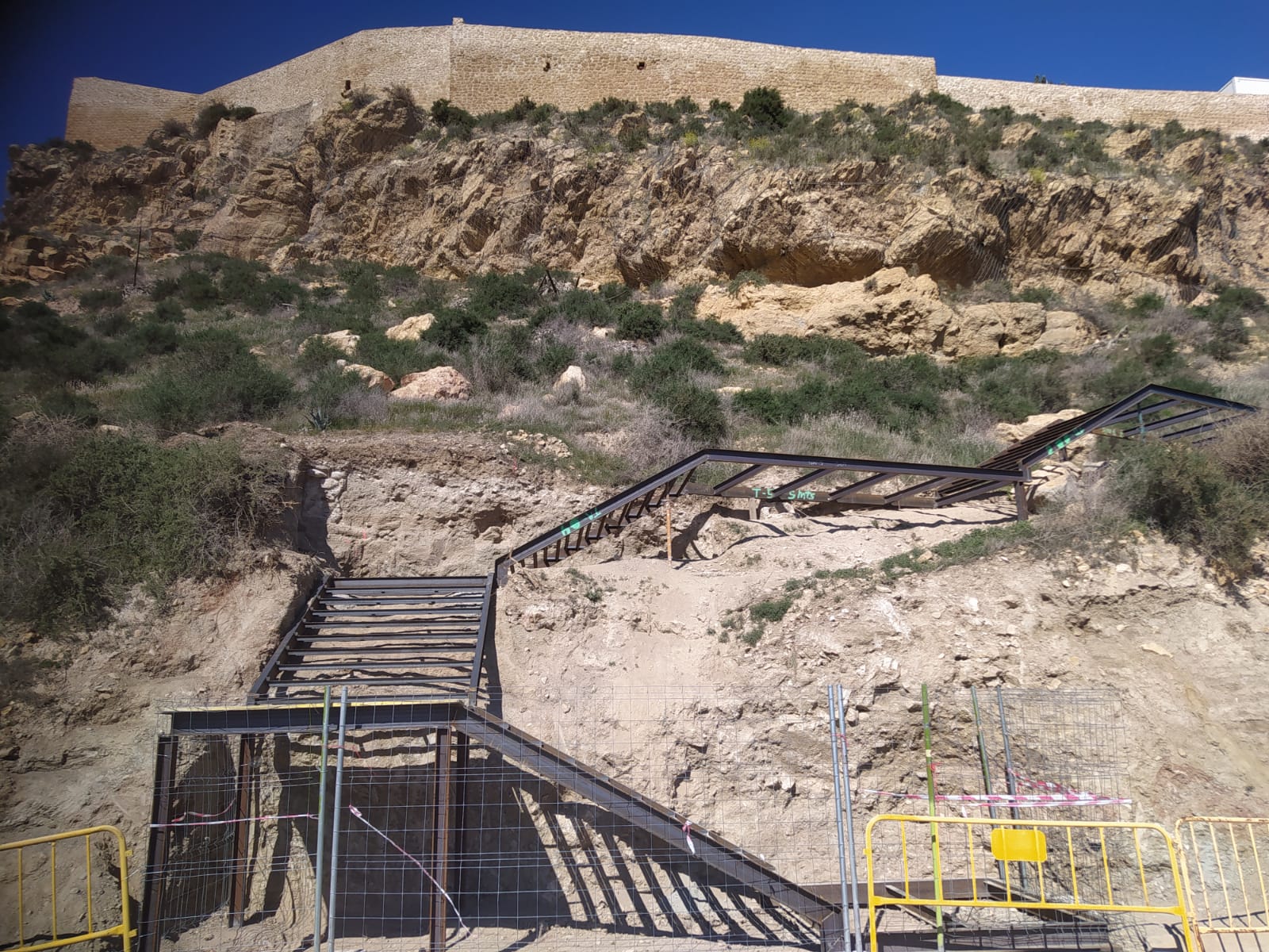 Escalera para acceder el Castillo de Lorca