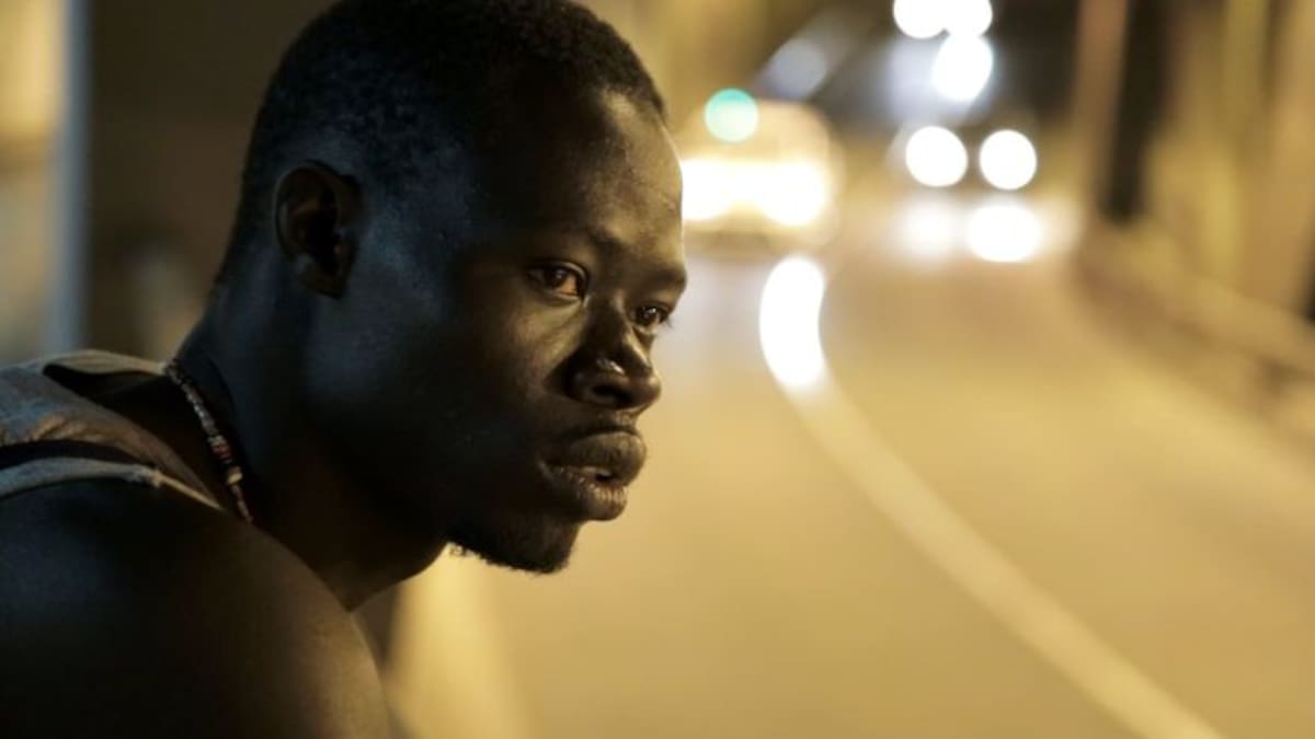 Thimbo: "Llegué en patera a España hace 10 años. No vi la luz hasta que conocí a un grupo de teatro"