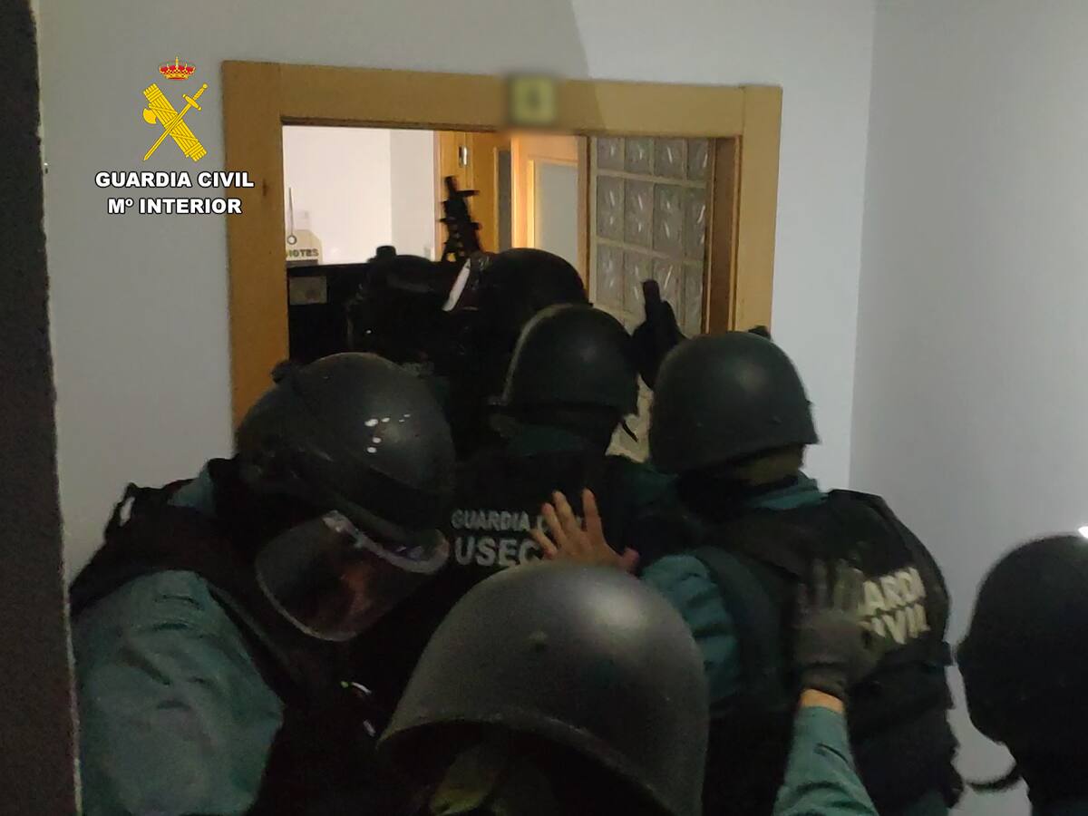 A prisión cuatro hombres que robaban por encargo vehículos de alta gama por toda España