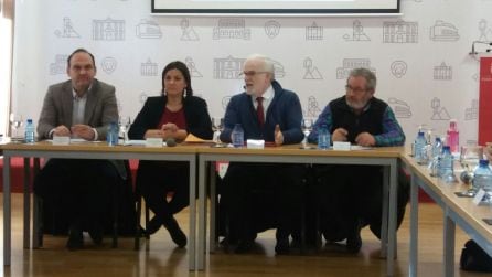 De izquierda a derecha, José Manuel Muñoz, Maite Fernández, Casto Sánchez y Juan Jiménez