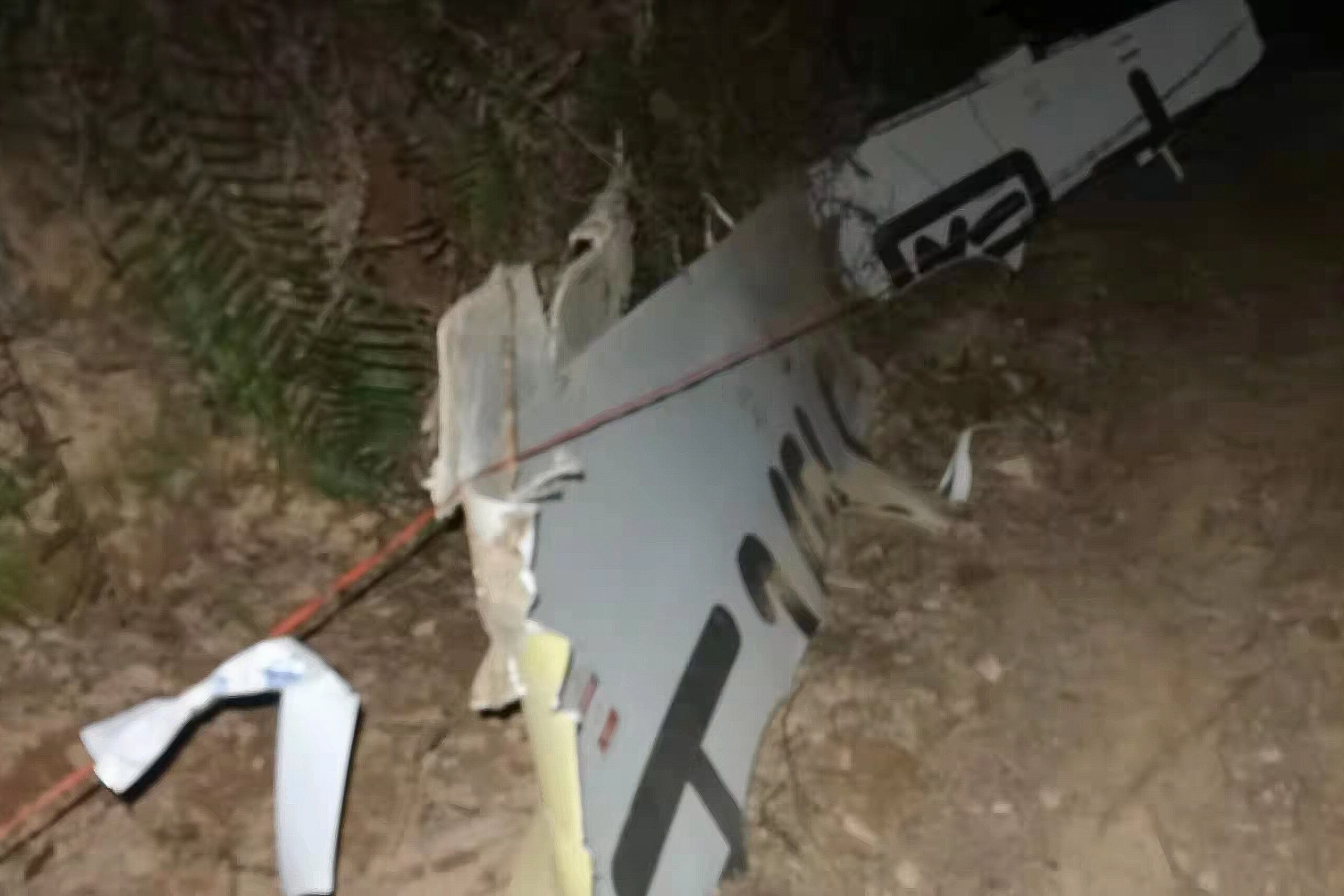 Restos del avión de China Eastern Airlines que se estrelló en una zona montañosa del condado de Tengxian, en la región de Guangxi.