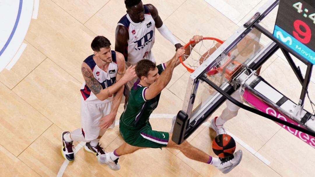 El Unicaja ante el Baskonia