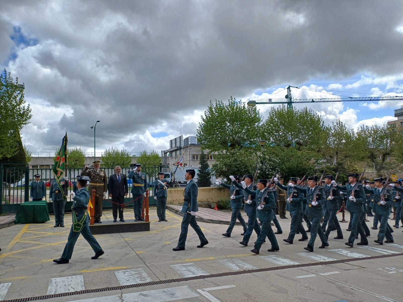 Desfile en la Comandancia de la Guardia Civil de Burgos en el 181 Aniversario de la fundación del cuerpo de la Guardia Civil. / Foto: Comandancia de Burgos