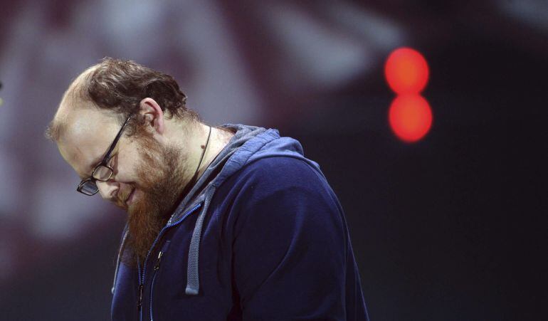 Andreas Küemmert tras anunciar su renuncia a representar a Alemania en Eurovisión.