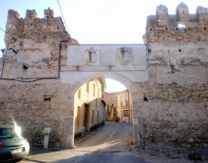 Palacio medieval de Laguna de Contreras