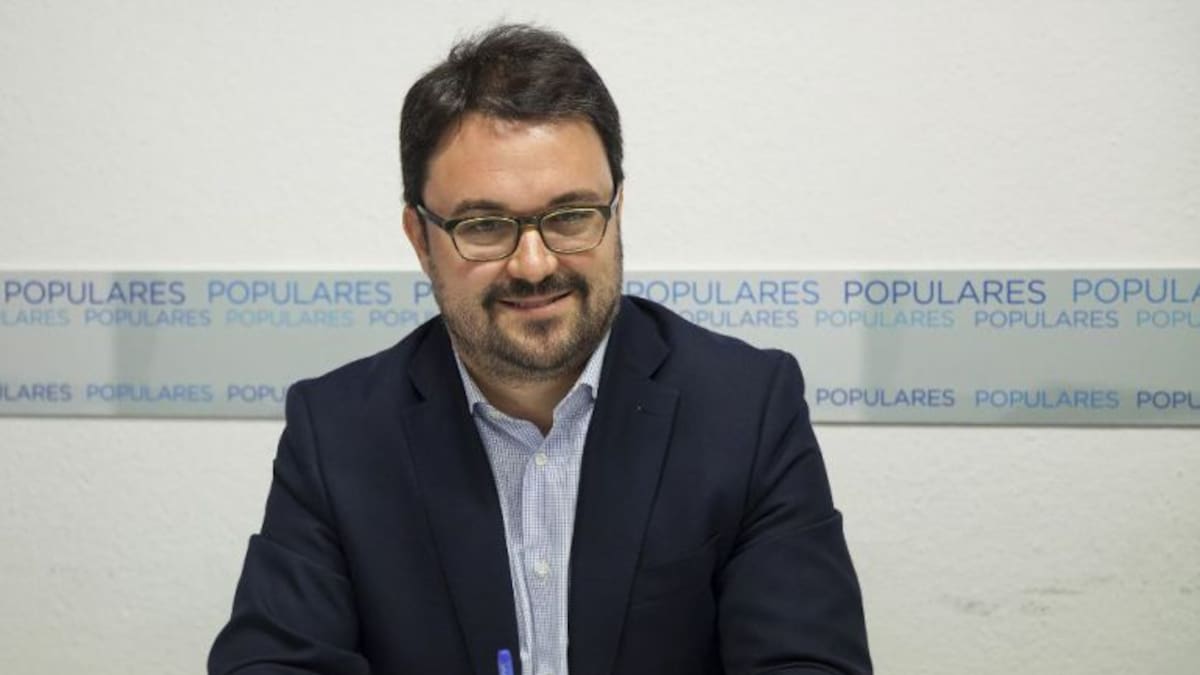 Antona: "¿Hay algo que inhabilite a Soria para presentarse al Banco Mundial?"