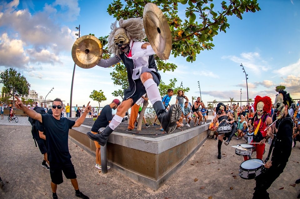 Pasacalles de Psycho Clown en Arrecife en Vivo.