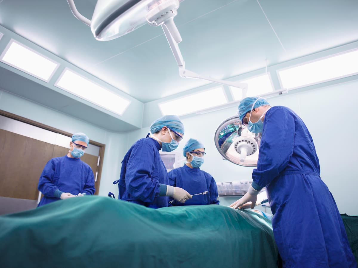 Que pasa cos quirófanos do CHUS? O incremento da lista de agarda na tertulia do Hoy por Hoy Santiago