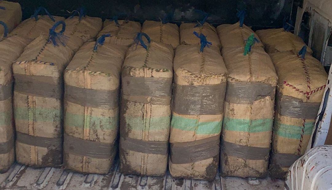 Imagen del alijo intervenido.