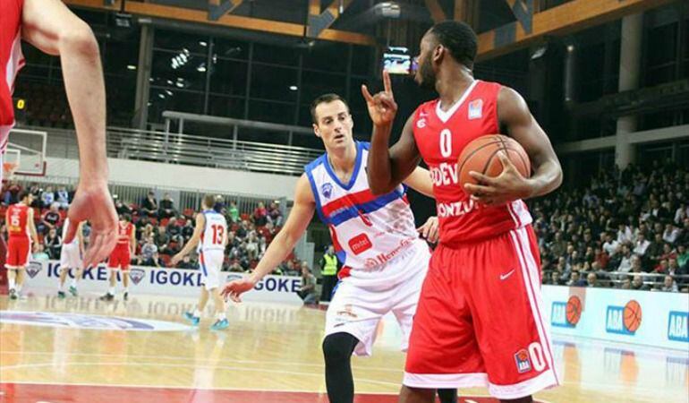 Pullen machacó a Laboral Kutxa en el partido disputado en Zagreb.