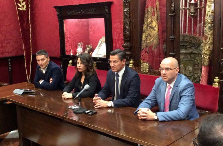 Rueda de prensa del grupo de Ciudadanos en el Ayuntamiento de Granada