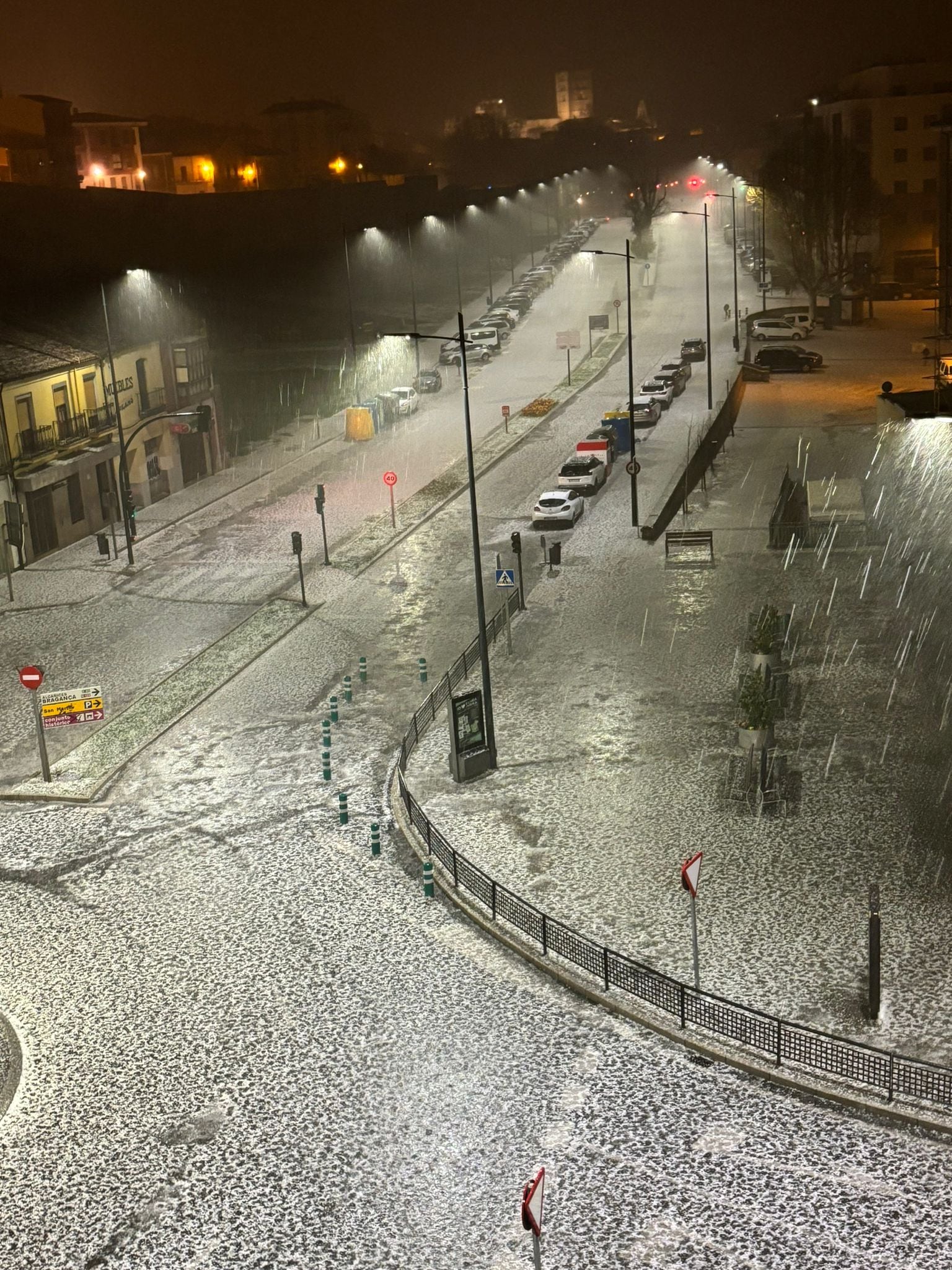 Efectos de la granizada en la Plaza de la Puebla