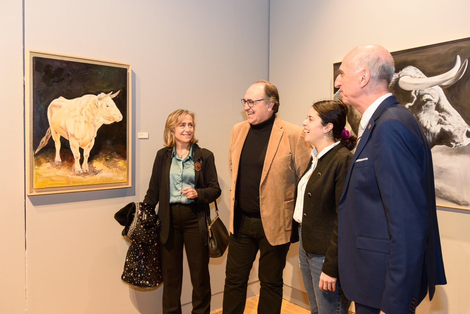 Inauguración de la exposición ‘Taurokathapsia’ del veterinario y artista Luis Alberto Calvo Sáez