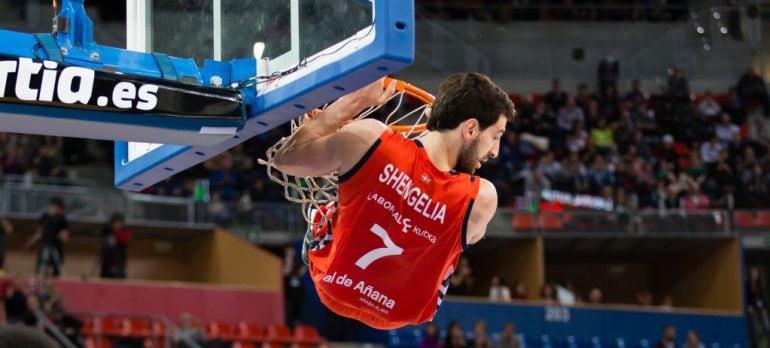 Shengelia anotó 16 puntos, 12 de ellos en el primer cuarto