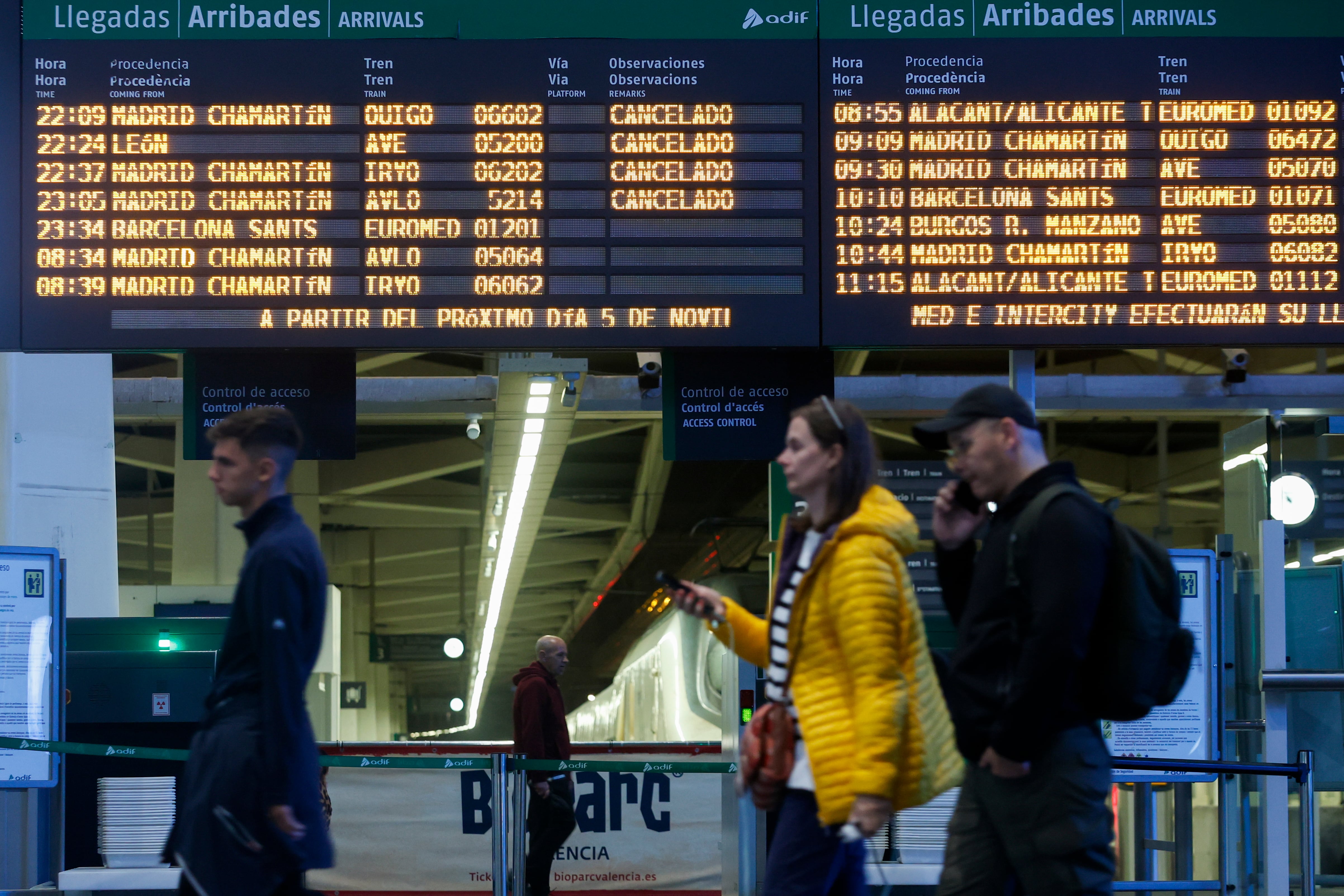 Metrovalencia y las Cercanías de Renfe no tienen previsto dar servicio este miércoles por las inundaciones