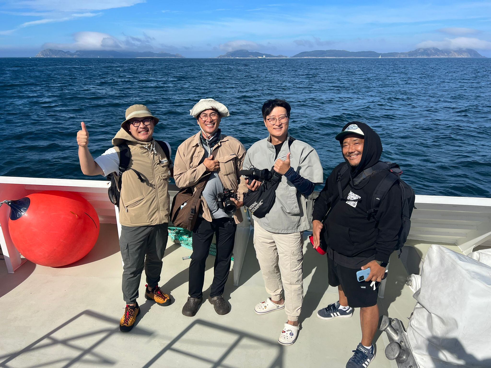 Periodistas de Corea del Sur visitan las Islas Cíes