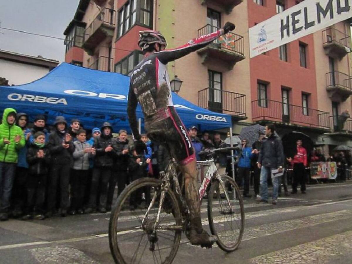 Larrinaga vence en Ormaiztegi