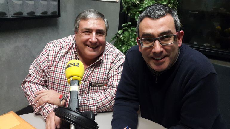 Patxi Lejardi, concejal de Cultura, y José Luis González 'Poxpolo', tecnico municipal