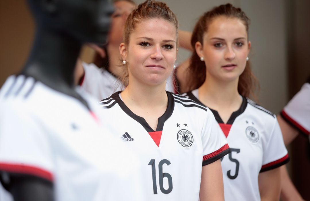 Adidas patrocinó a las jugadoras de la selección alemana de fútbol femenino, entre otros equipos, en el Mundial de 2015