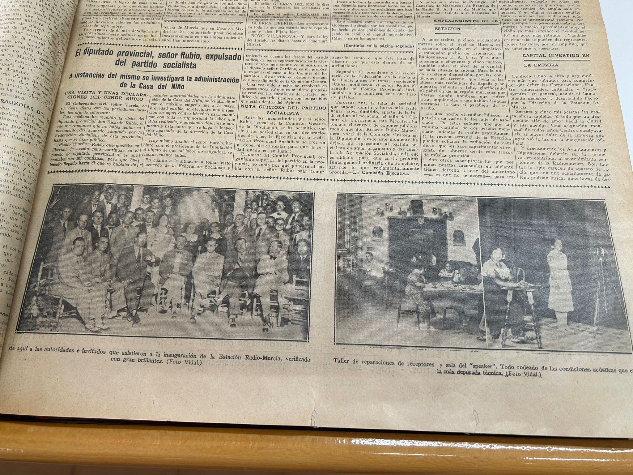 Detalle de las fotografías publicadas por el diario La Verdad el 3 de agosto de 1933, con motivo de la inauguración de Radio Murcia