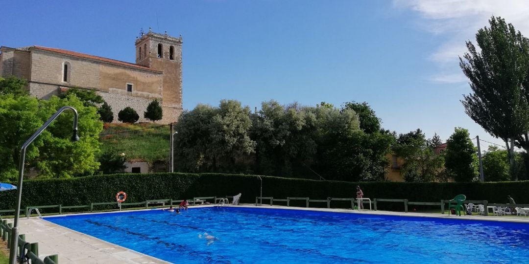 Piscinas de Piñel que acomterán obras con la parte de obras urgentes que la Diputación concede a la comarca