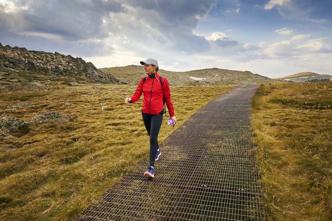 Andar rápido en beneficioso para la salud. 