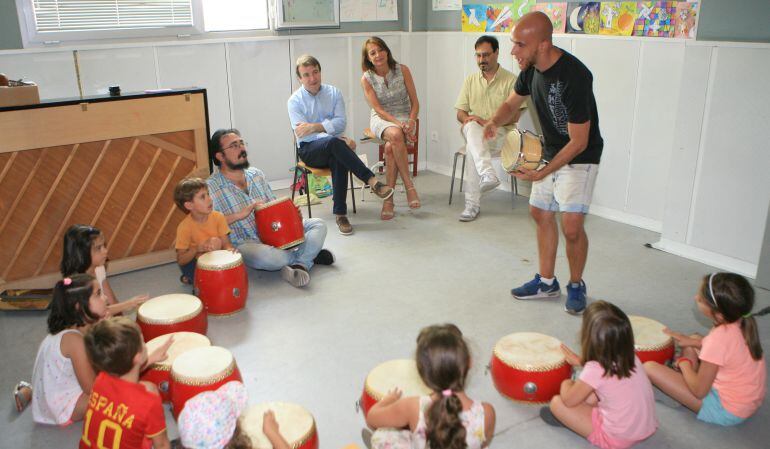 Imagen de archivo de un taller de educación musical infantil