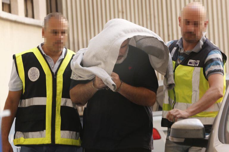  El presunto autor del doble homicidio cometido en un domicilio de la calle Ciscar de Valencia el pasado mes de mayo, ha sido puesto a disposición judicial.  