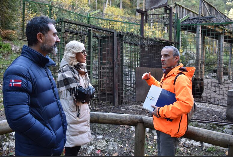 La delegada de la Junta visita el Hosquillo