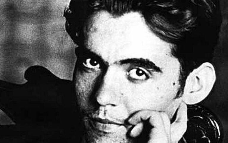 Fotografia de archivo del escritor Federico García Lorca.