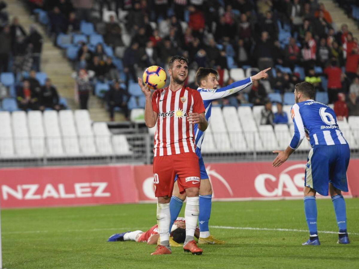 Álvaro Giménez: "En el ADN del Almería está siempre el atacar"