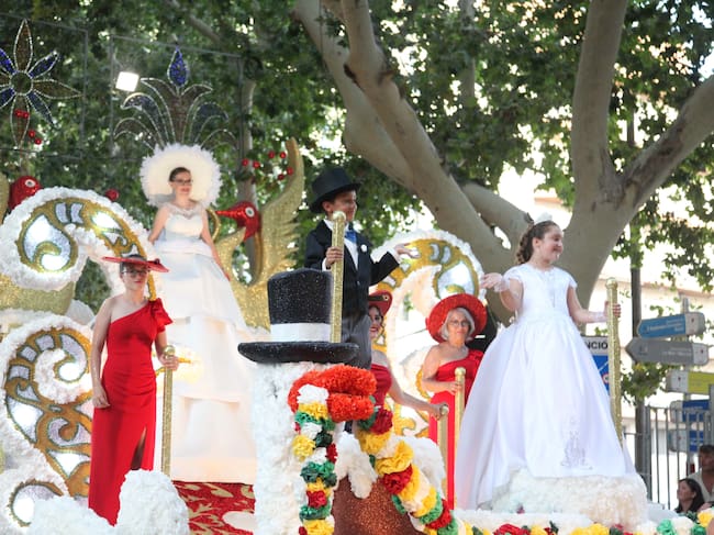 Falla Camp Roig, décimo premio de Carrozas 2023.