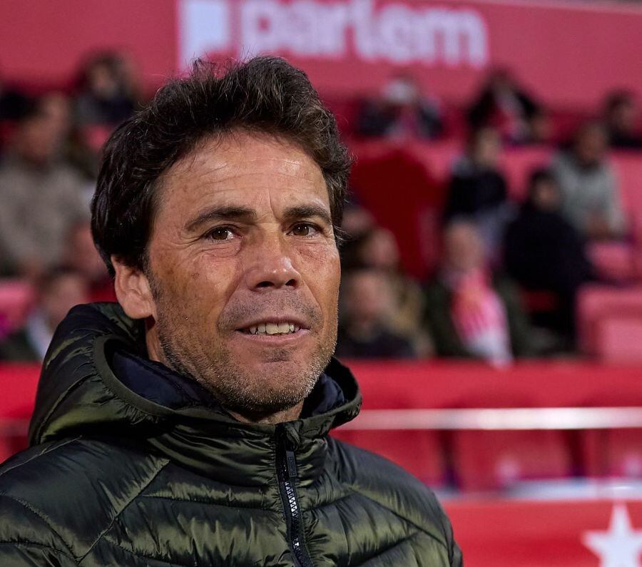 El entrenador ha perdido el control del Almería.