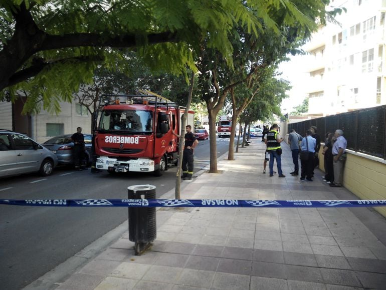 En el lugar del suceso están trabajando cuatro dotaciones de Bomberos