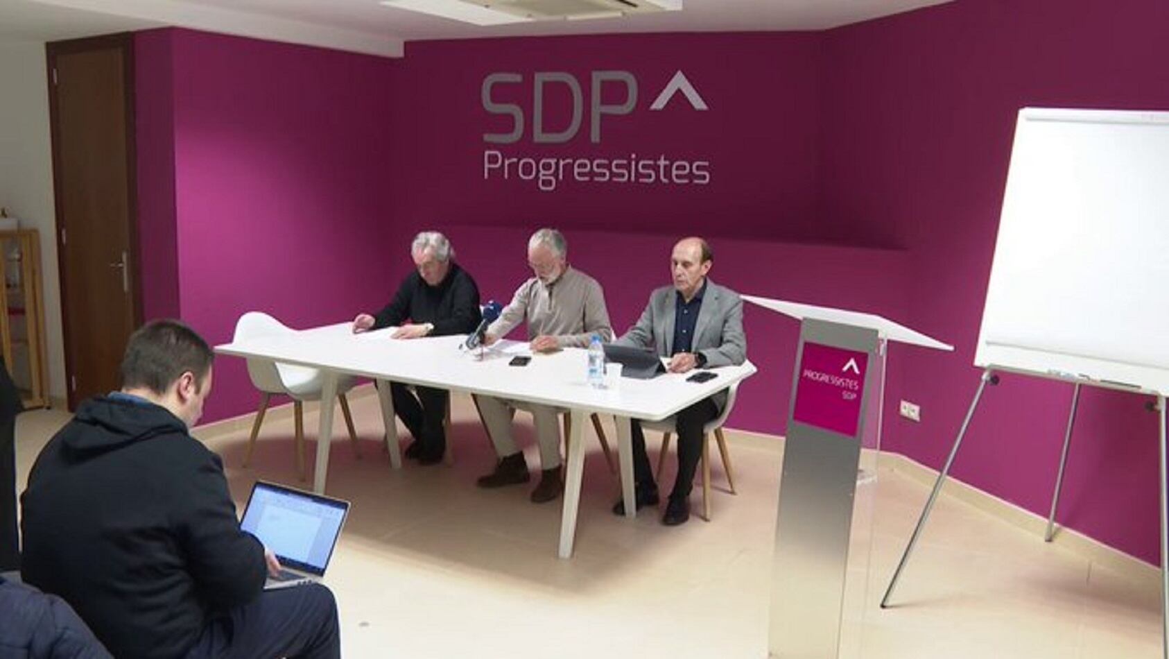 Roda de premsa posterior al consell nacional de Progressistes-SDP