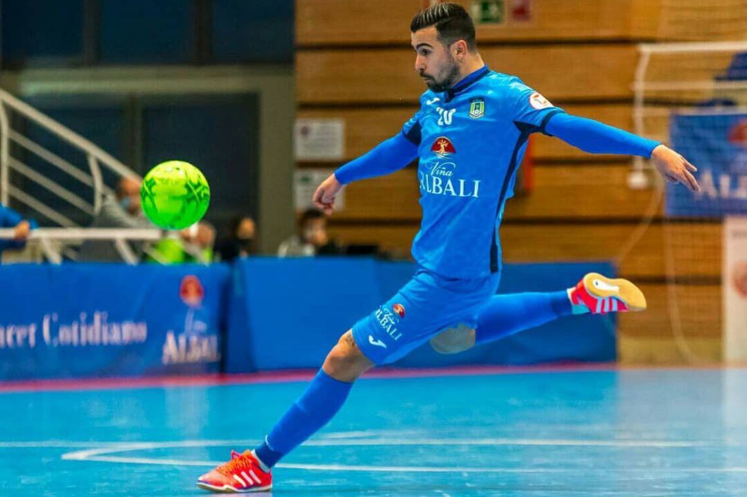 Imagen de Chino, durante el partido frente al BeSoccer UMA Antequera 