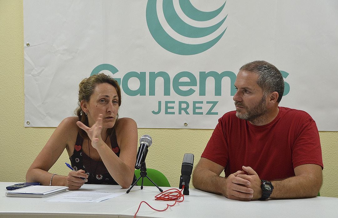 Kika González y Santiago González de Ganemos Jerez