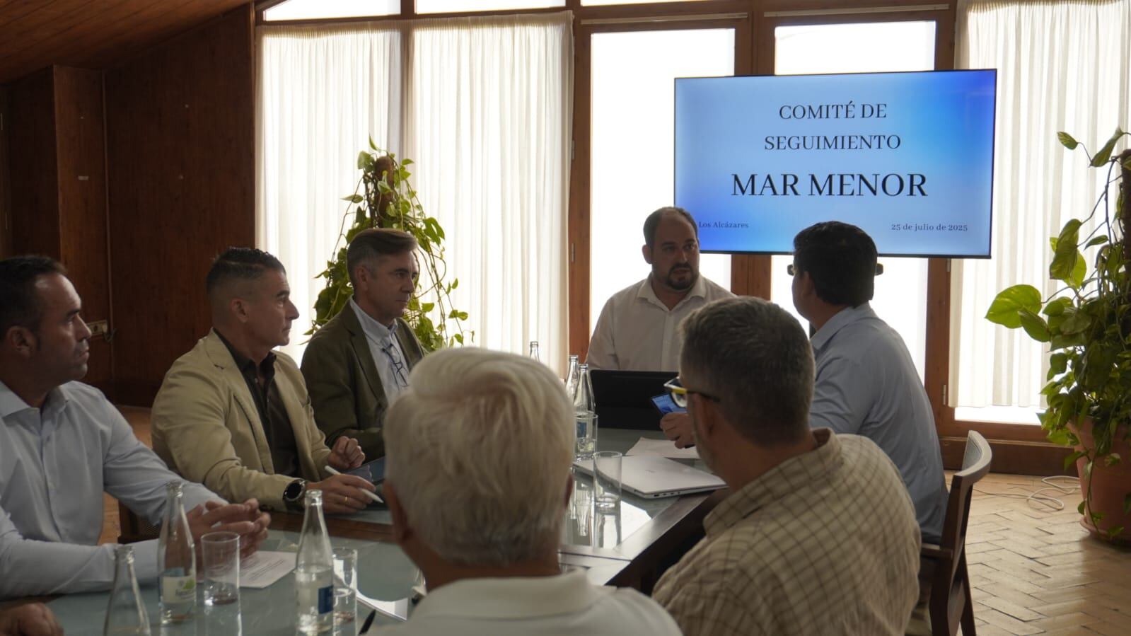 Mario Cervera preside la primera reunión del Comité de Seguimiento del Mar Menor