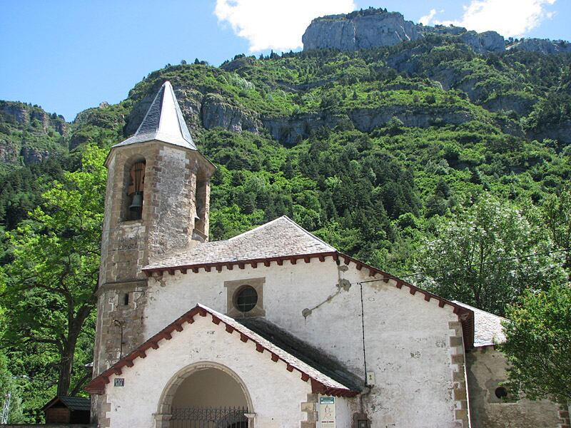 Iglesia de la Asunción en Canfranc Pueblo © David Ibáñez